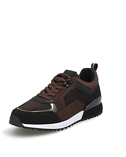360 degree animation of product Dark red RVR camo lace-up runner trainers frame-0