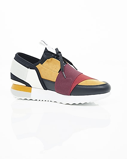 360 degree animation of product Dark yellow colour block runner trainers frame-8