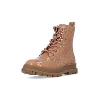 360 degree animation of product Girls Beige Croc Embossed Patent Boots frame-0