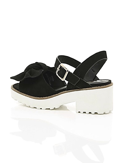 360 degree animation of product Girls black bow chunky sandals frame-20
