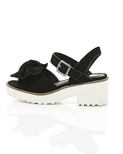 360 degree animation of product Girls black bow chunky sandals frame-21