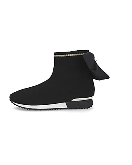 360 degree animation of product Girls black bow knit high top trainers frame-3