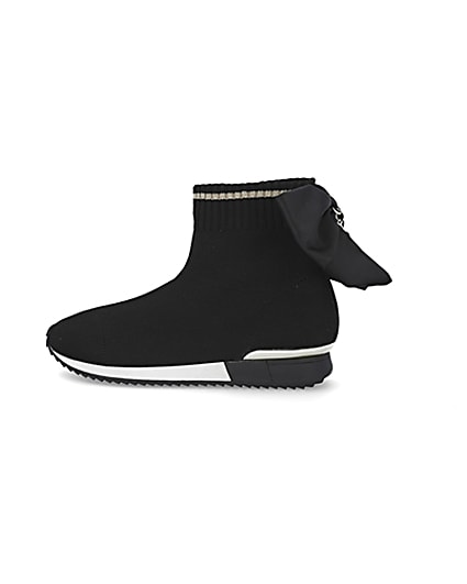 360 degree animation of product Girls black bow knit high top trainers frame-4