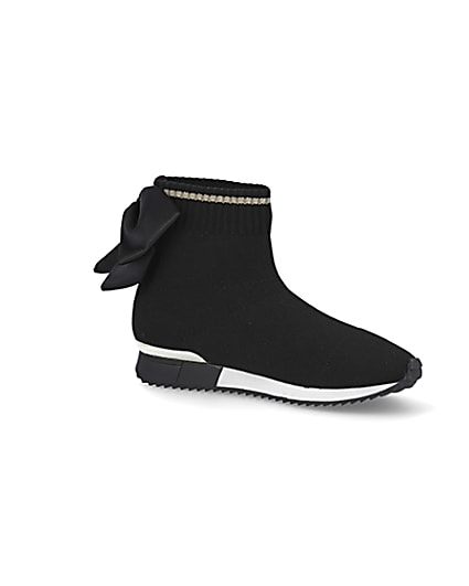 360 degree animation of product Girls black bow knit high top trainers frame-17
