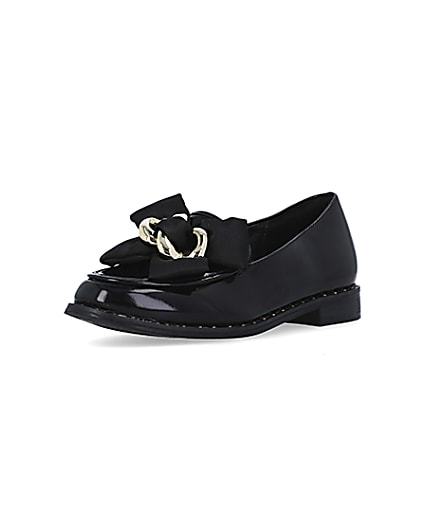 360 degree animation of product Girls black bow loafers frame-0
