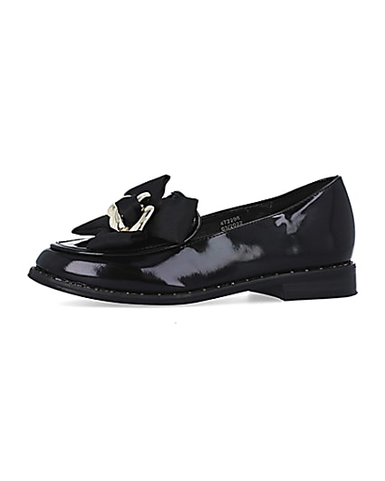 360 degree animation of product Girls black bow loafers frame-2