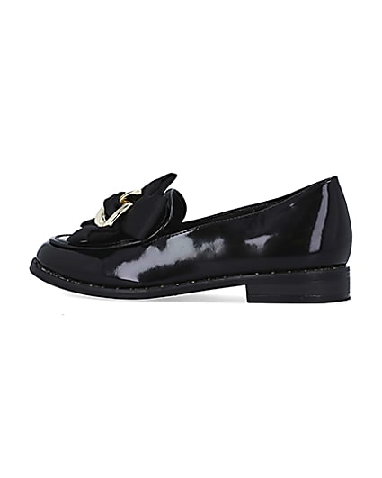 360 degree animation of product Girls black bow loafers frame-4