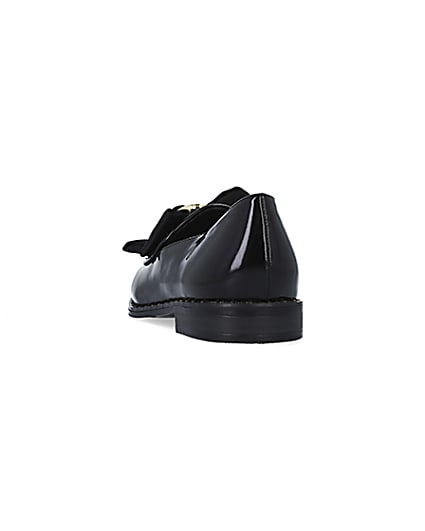 360 degree animation of product Girls black bow loafers frame-8