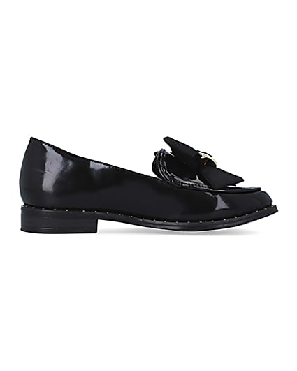 360 degree animation of product Girls black bow loafers frame-15