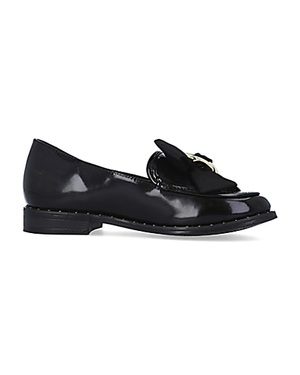 360 degree animation of product Girls black bow loafers frame-16