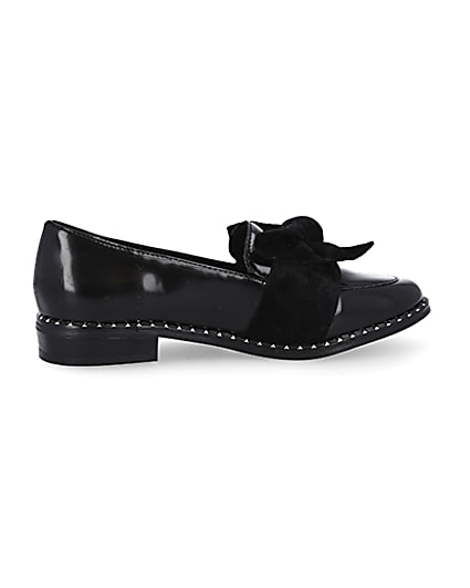 360 degree animation of product Girls black bow patent loafer frame-14