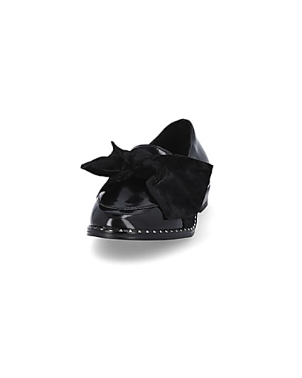 360 degree animation of product Girls black bow patent loafer frame-22
