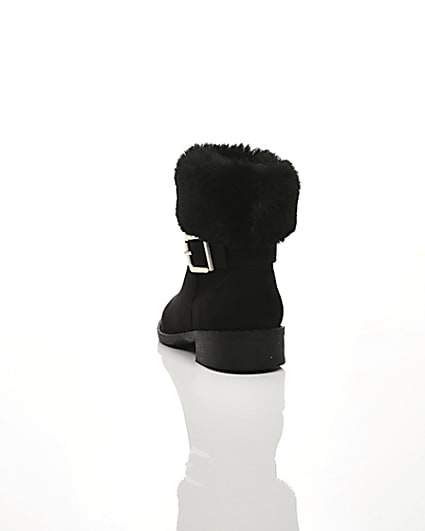 360 degree animation of product Girls black buckle faux fur cuff boots frame-17