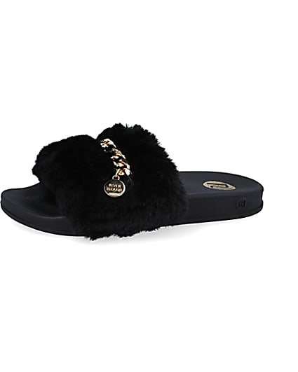 360 degree animation of product Girls black chain faux fur sliders frame-2