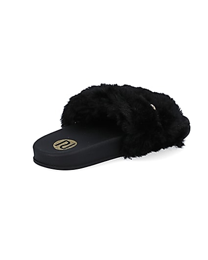 360 degree animation of product Girls black chain faux fur sliders frame-12