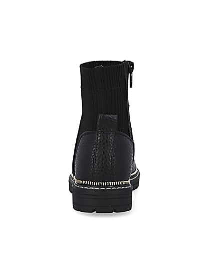 360 degree animation of product Girls black chunky ankle Boots frame-9