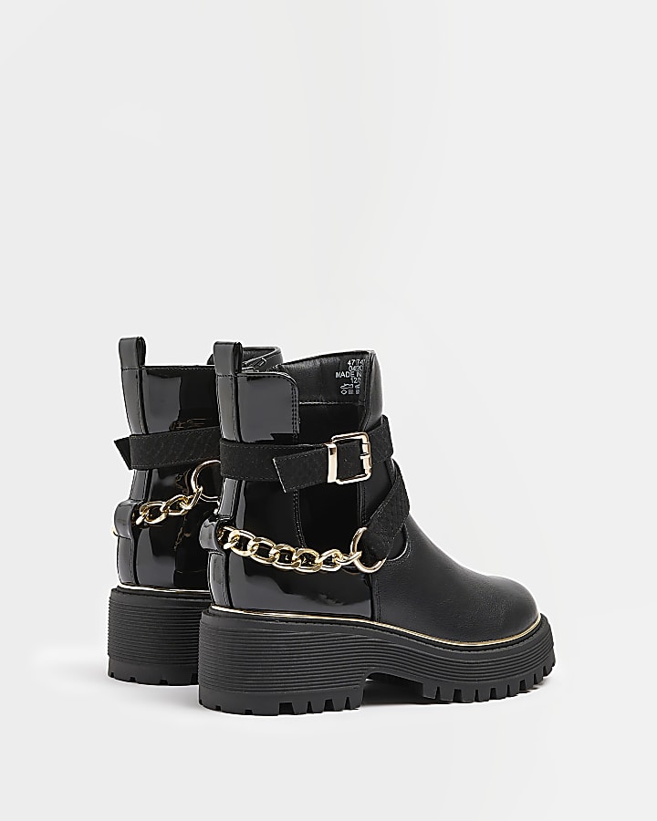 Girls Black Cut Out Chain patent Boots