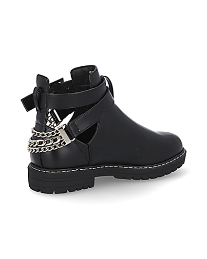 360 degree animation of product Girls black cutout chain clumpy boots frame-13