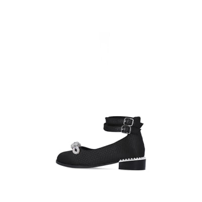 360 degree animation of product Girls black embellished bow ballerina shoes frame-4