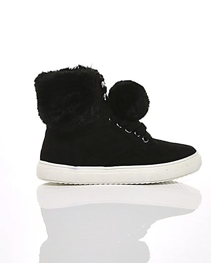 360 degree animation of product Girls black faux fur high top trainers frame-10