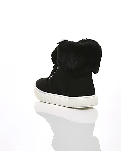 360 degree animation of product Girls black faux fur high top trainers frame-18