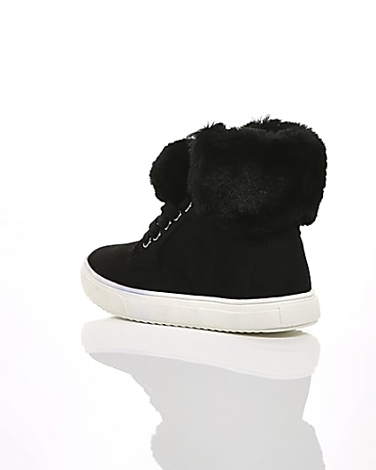 360 degree animation of product Girls black faux fur high top trainers frame-19