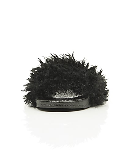 360 degree animation of product Girls black faux fur sliders frame-3