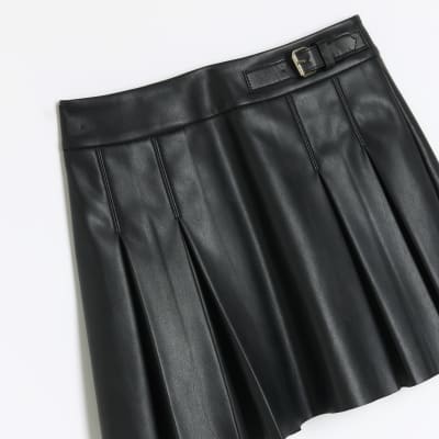 Black leather pleated 2024 skirt river island