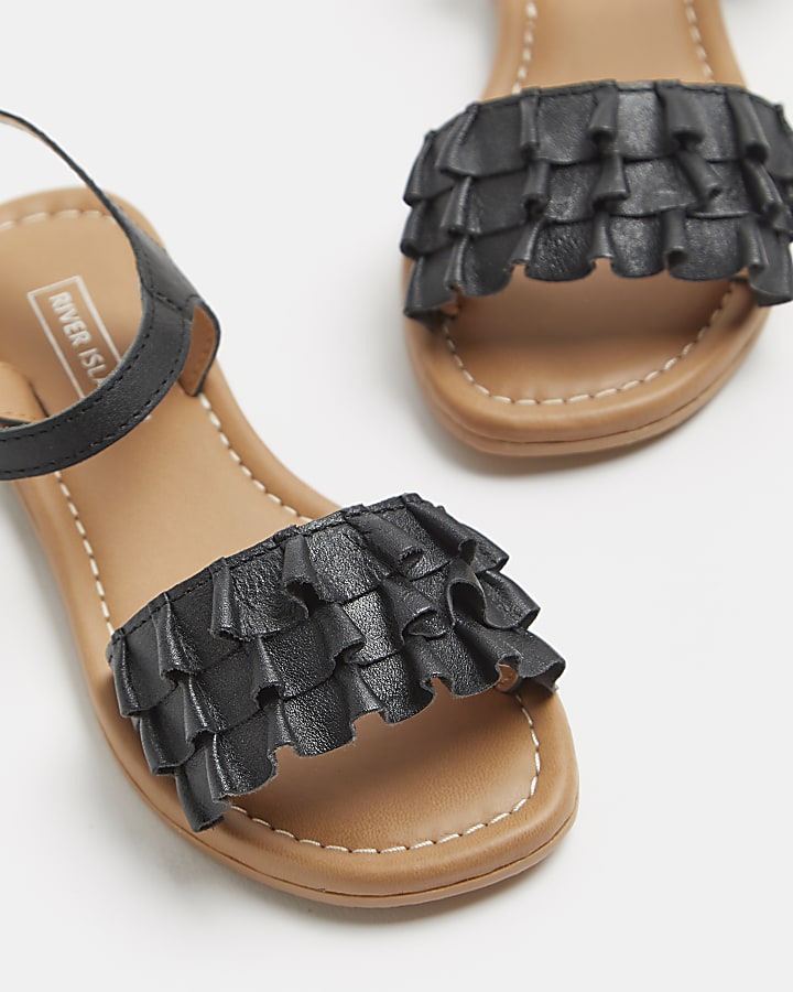 Girls black leather ruffles sandals