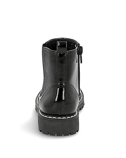 360 degree animation of product Girls black patent boots frame-9