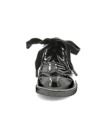 360 degree animation of product Girls black patent brogue shoes frame-21