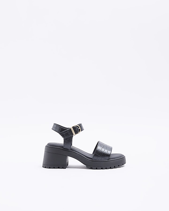 Girls black patent chunky heeled sandals