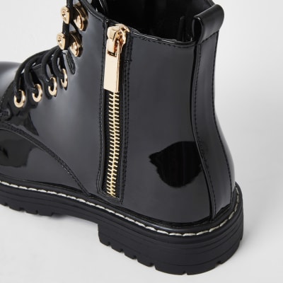 patent boots black