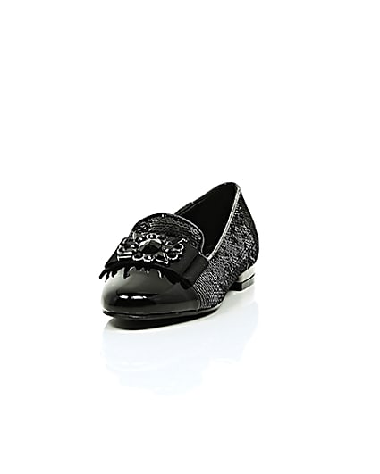 360 degree animation of product Girls black patent sequin brooch shoes frame-2