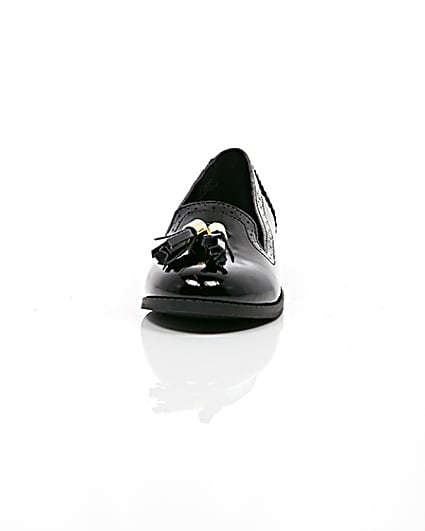 360 degree animation of product Girls black patent tassel brogue loafers frame-3