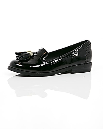 360 degree animation of product Girls black patent tassel brogue loafers frame-23