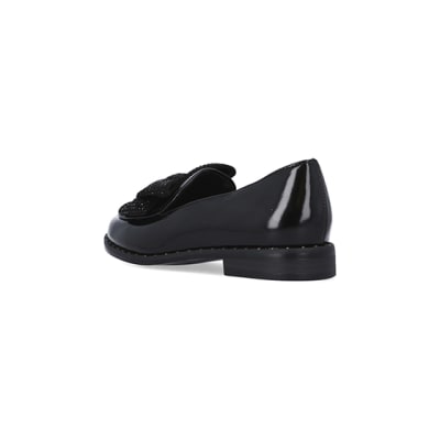 360 degree animation of product Girls black PU diamante bow loafers frame-6