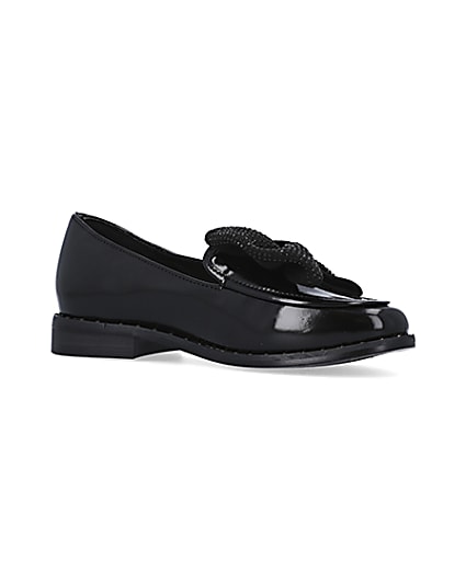 360 degree animation of product Girls black PU diamante bow loafers frame-17