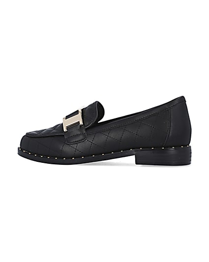 360 degree animation of product Girls Black PU Quilted Loafers frame-4