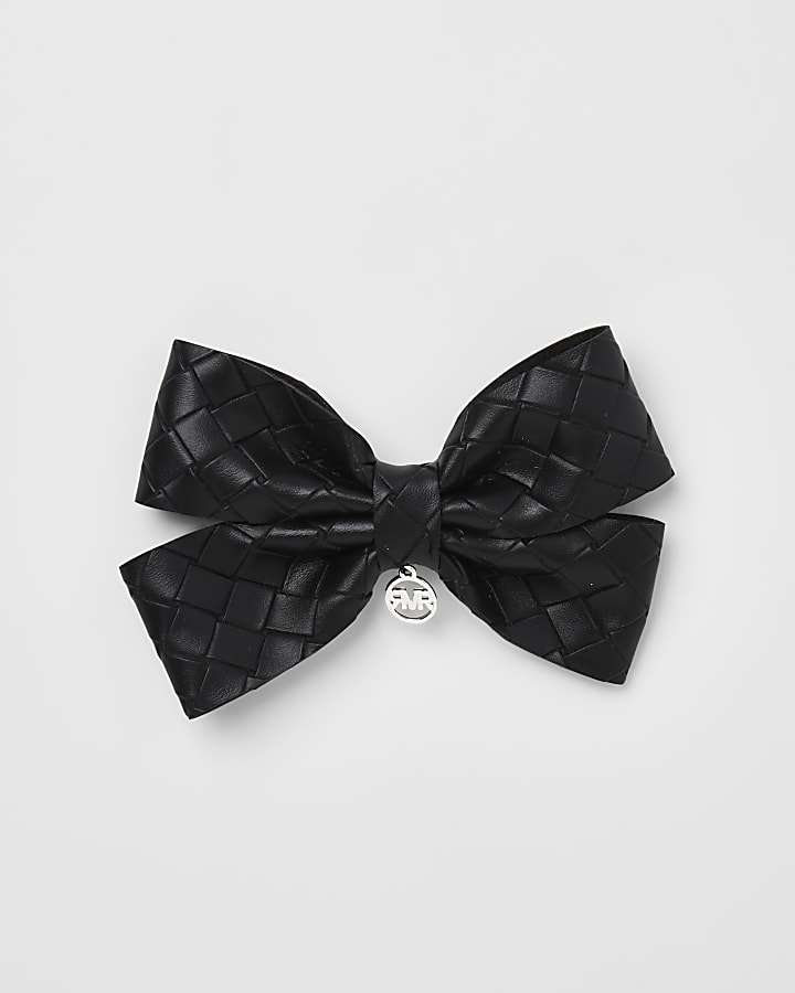 Girls black quilted bow clip