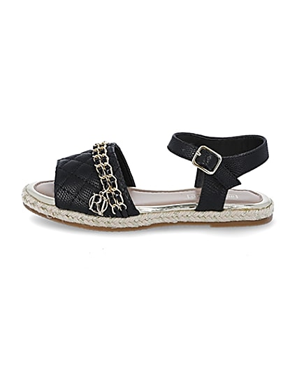 360 degree animation of product Girls black quilted chain sandals frame-3