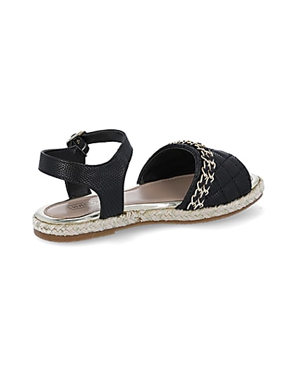360 degree animation of product Girls black quilted chain sandals frame-13