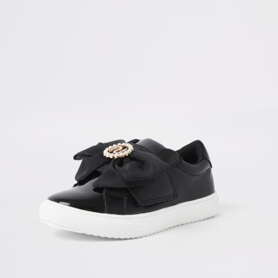 black bow trainers
