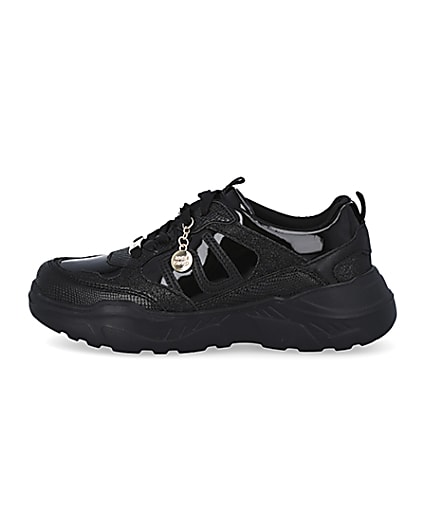 360 degree animation of product Girls black RI chunky lace up trainers frame-3