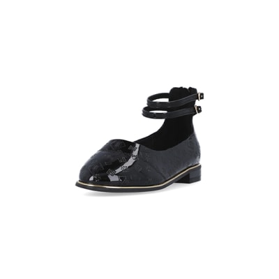 360 degree animation of product Girls black RI monogram strappy ballet shoes frame-23