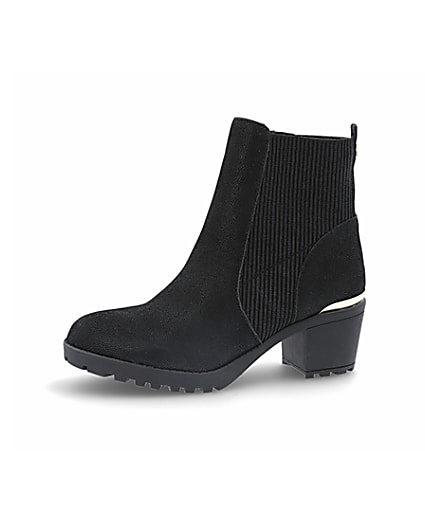 360 degree animation of product Girls black ribbed heeled boots frame-2