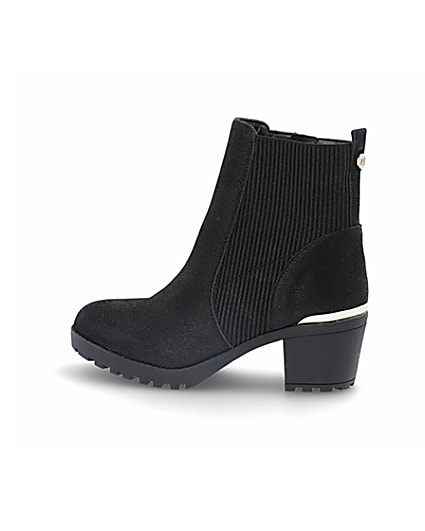 360 degree animation of product Girls black ribbed heeled boots frame-4