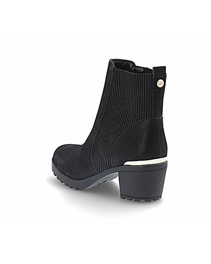 360 degree animation of product Girls black ribbed heeled boots frame-6