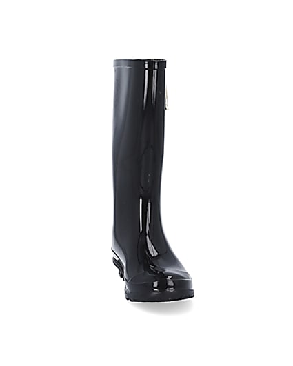 360 degree animation of product Girls black RIR wellie boots frame-20