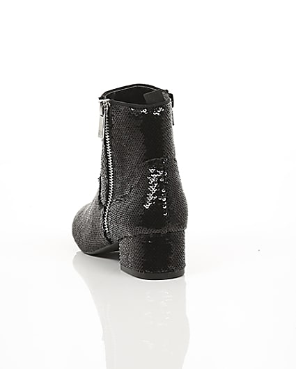 360 degree animation of product Girls black sequin embellished ankle boots frame-17
